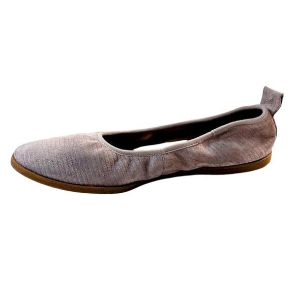 EILEEN FISHER Notion Ballet Flat, Patent/High Shine, Color Gray/tan, Size 8.5 - Picture 7 of 8